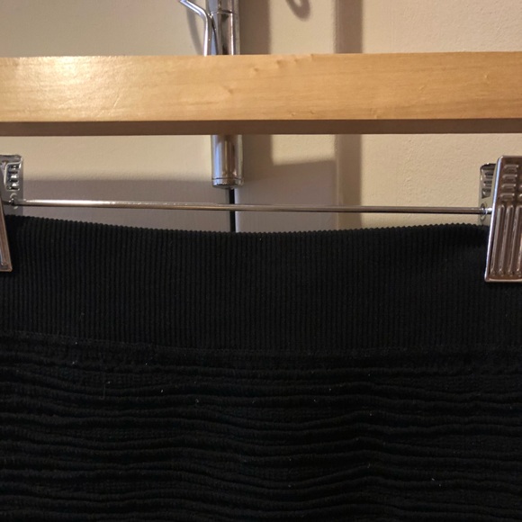 BCBGeneration Stretch Bandage Tube Skirt - Picture 7 of 8